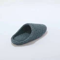 Sloffen|Sloffen<Blancheporte Gevoerde muiltjes, in sherpa-lusjesstof blauw
