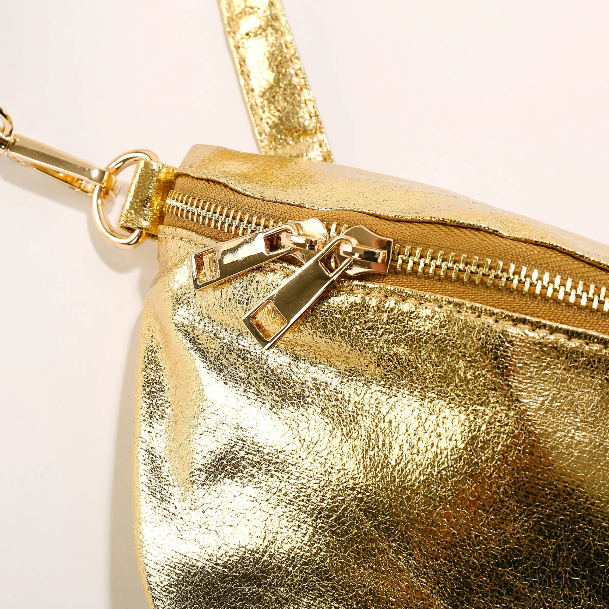 Accessoires En Juwelen<Blancheporte Glanzend bananentasje goudkleurig