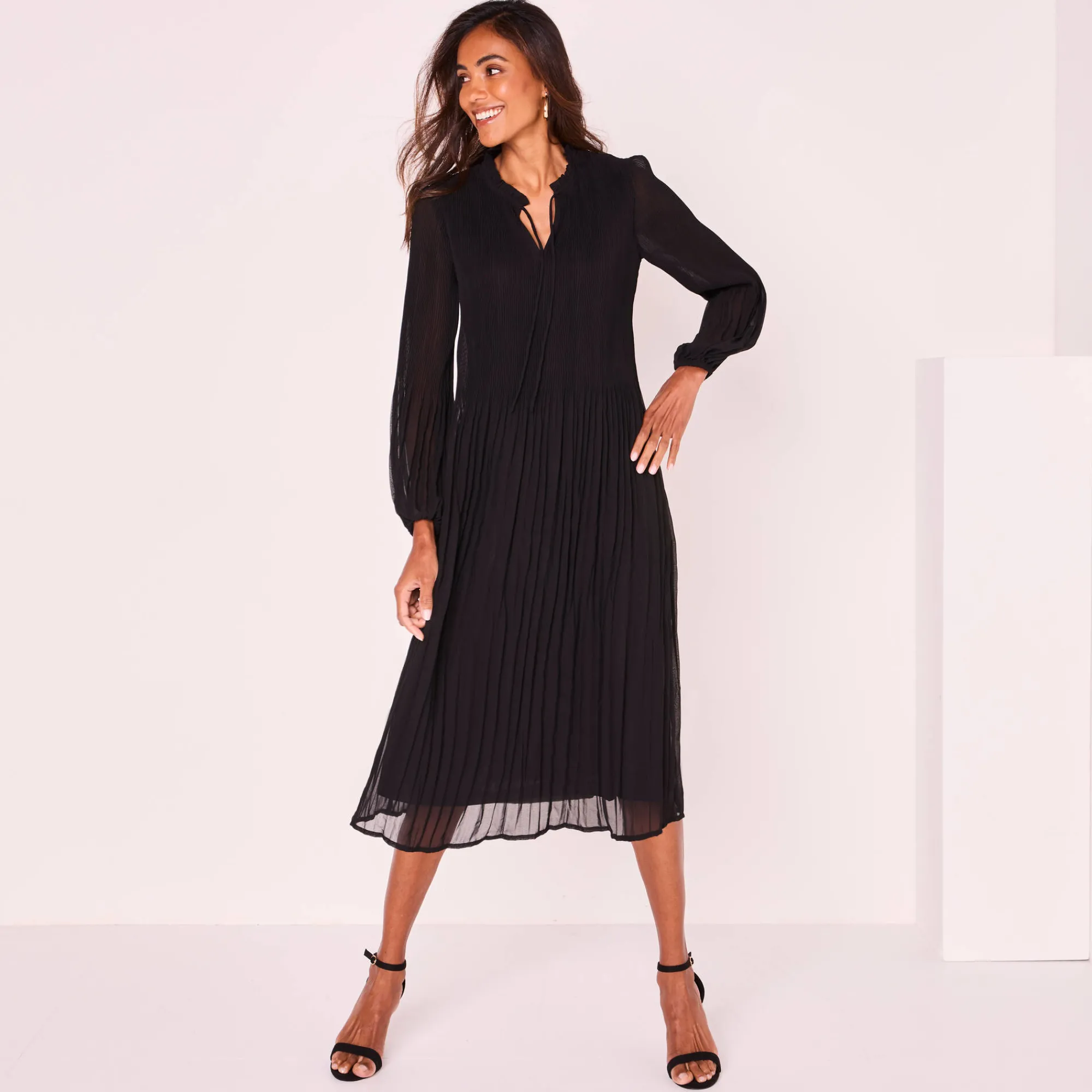 Feestoutfits Dames|Jurk<Blancheporte Halflange effen jurk, plissévoile zwart