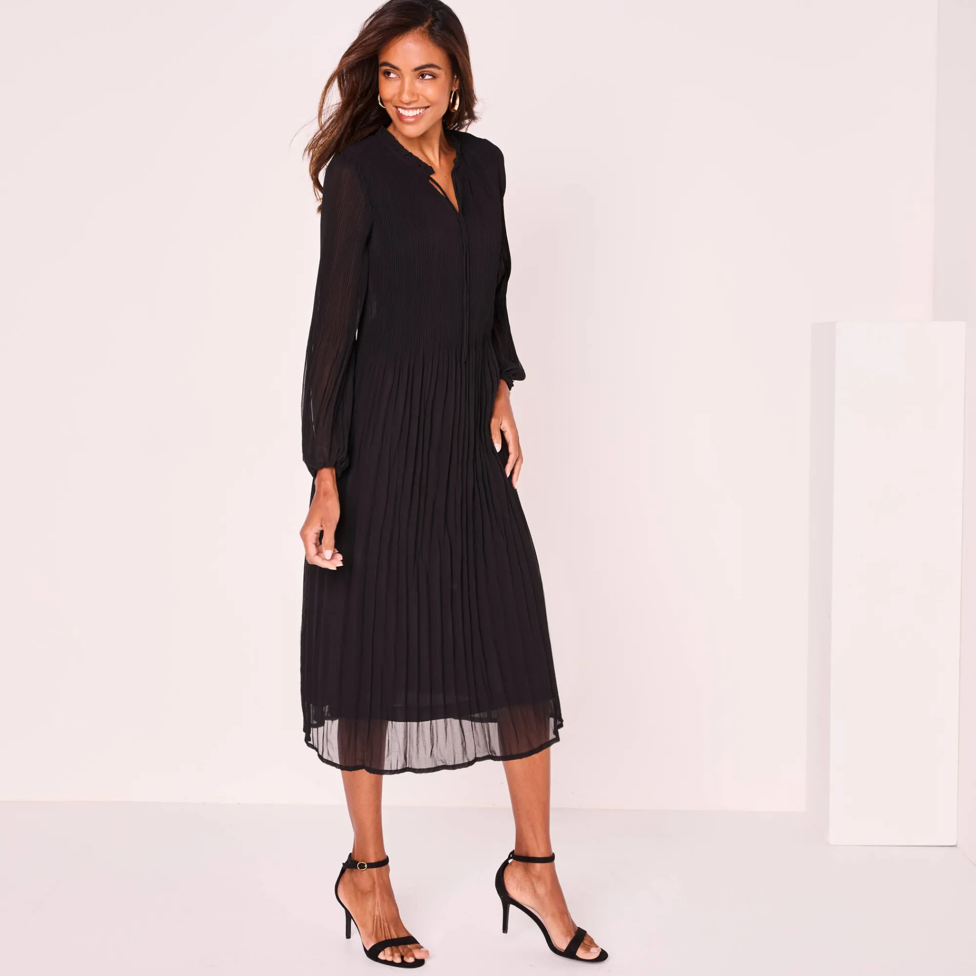 Feestoutfits Dames|Jurk<Blancheporte Halflange effen jurk, plissévoile zwart