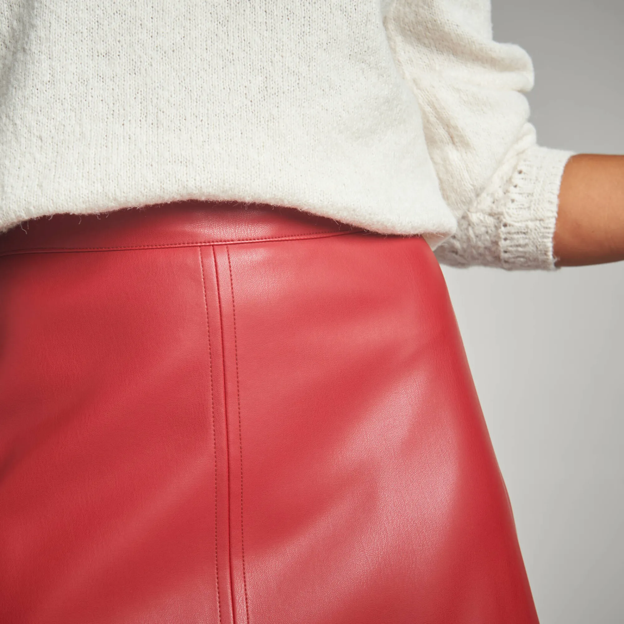 Rok<Lora Zellini Halflange, uitlopende rok, gecoat aspect bordeaux