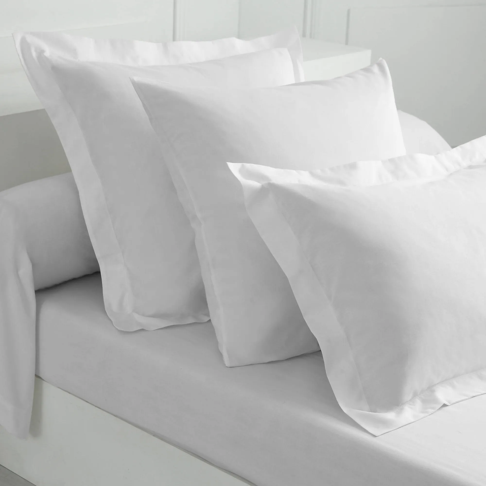 Hoeslaken<Colombine Hoeslaken in effen jersey, hoeken van 26 cm wit
