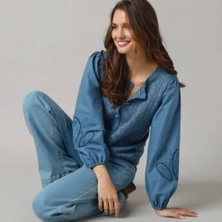Trui En Vest<Lora Zellini 2-in-1 vest in 2 materialen, ajourtricot en geborduurde mouwen van katoen blauw