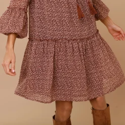 Jurk<Lora Zellini Jurk in bedrukte voile chocolade / beige