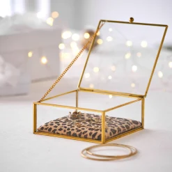 Feestdecoratie|Decoratieartikel<Blancheporte Juwelendoos in glas en metaal, kussentje met luipaardmotief goudkleurig