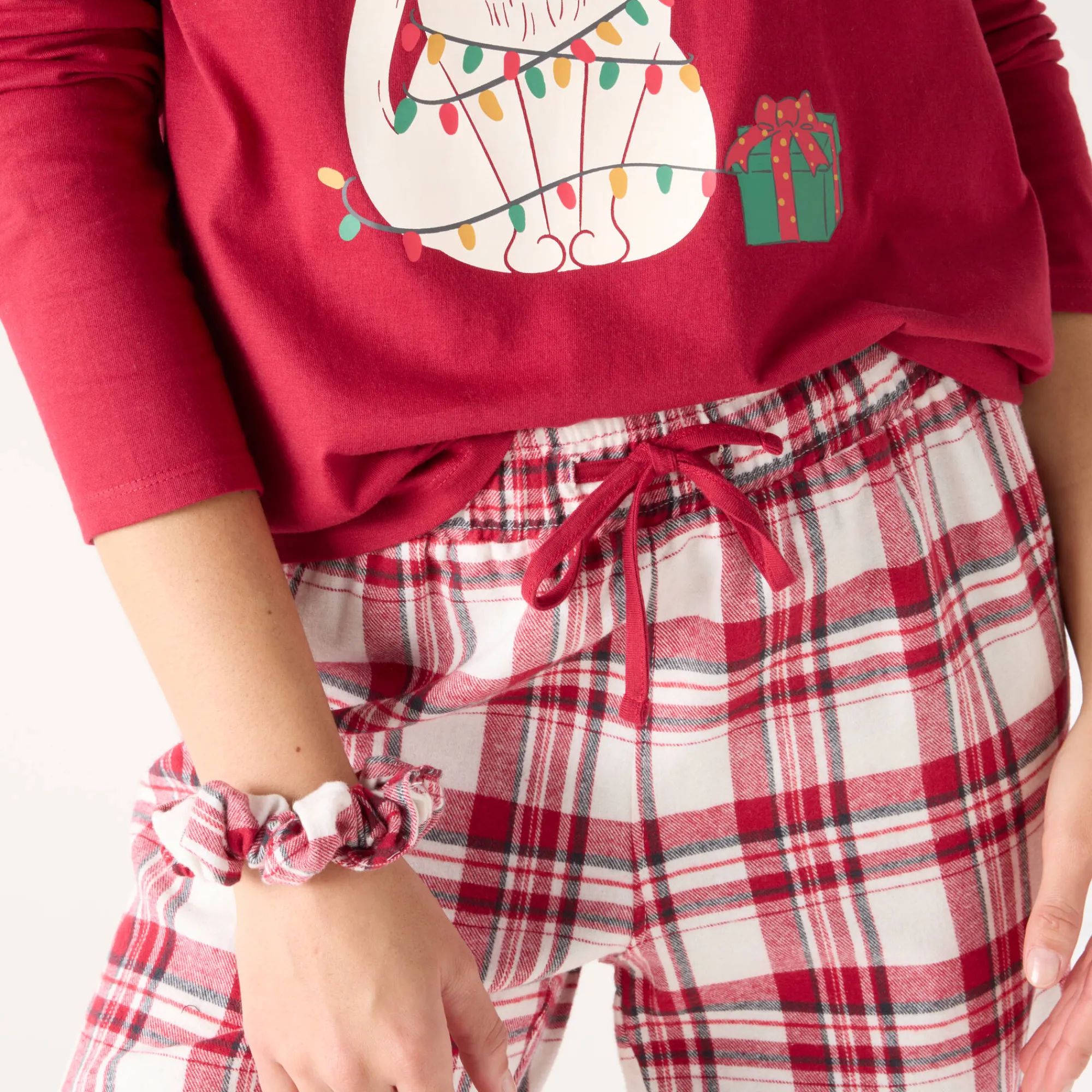 Pyjama<Blancheporte Kerstpyjama met 'kat' motief in katoen-flanel, met scrunchie rood