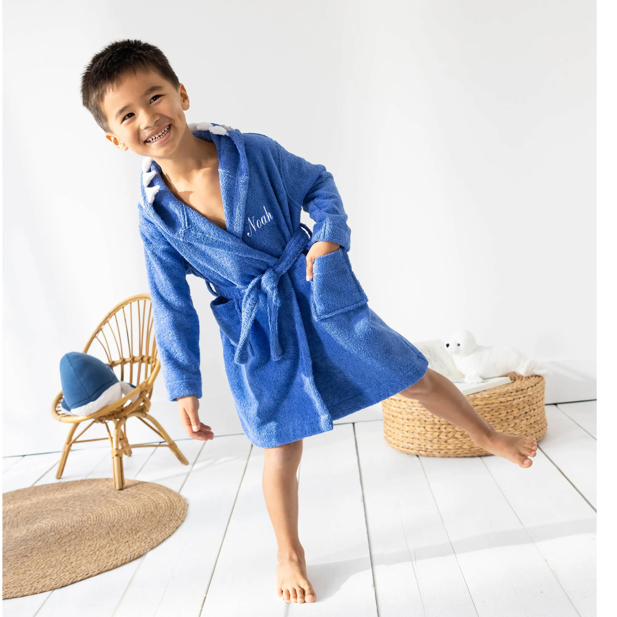 Badjas|Handdoek En Badlaken Kids<Colombine des petits Kinderbadjas met haaiennmotief en kap, personaliseerbaar - 340 g/m² felblauw