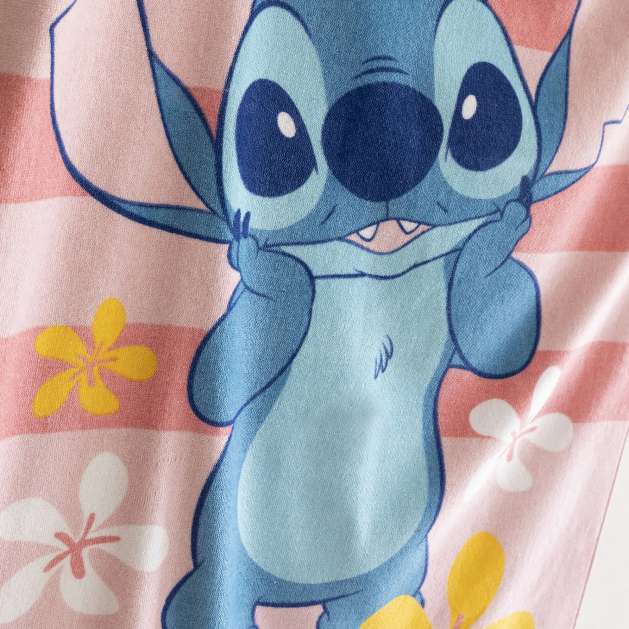 Strandlaken|Handdoek En Badlaken Kids<Lilo et Stitch Kinderbadlaken Stitch®, katoenen badstof en velours - 320g/m² roze