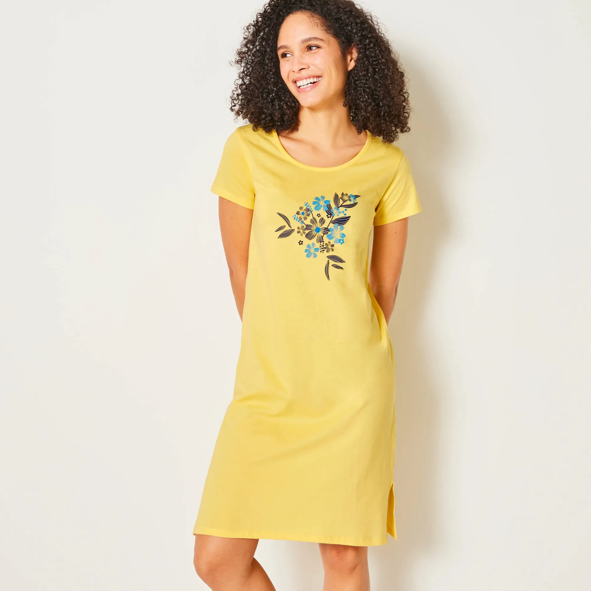 Nachthemd<Blancheporte Kort nachthemd met bloemenprint geel
