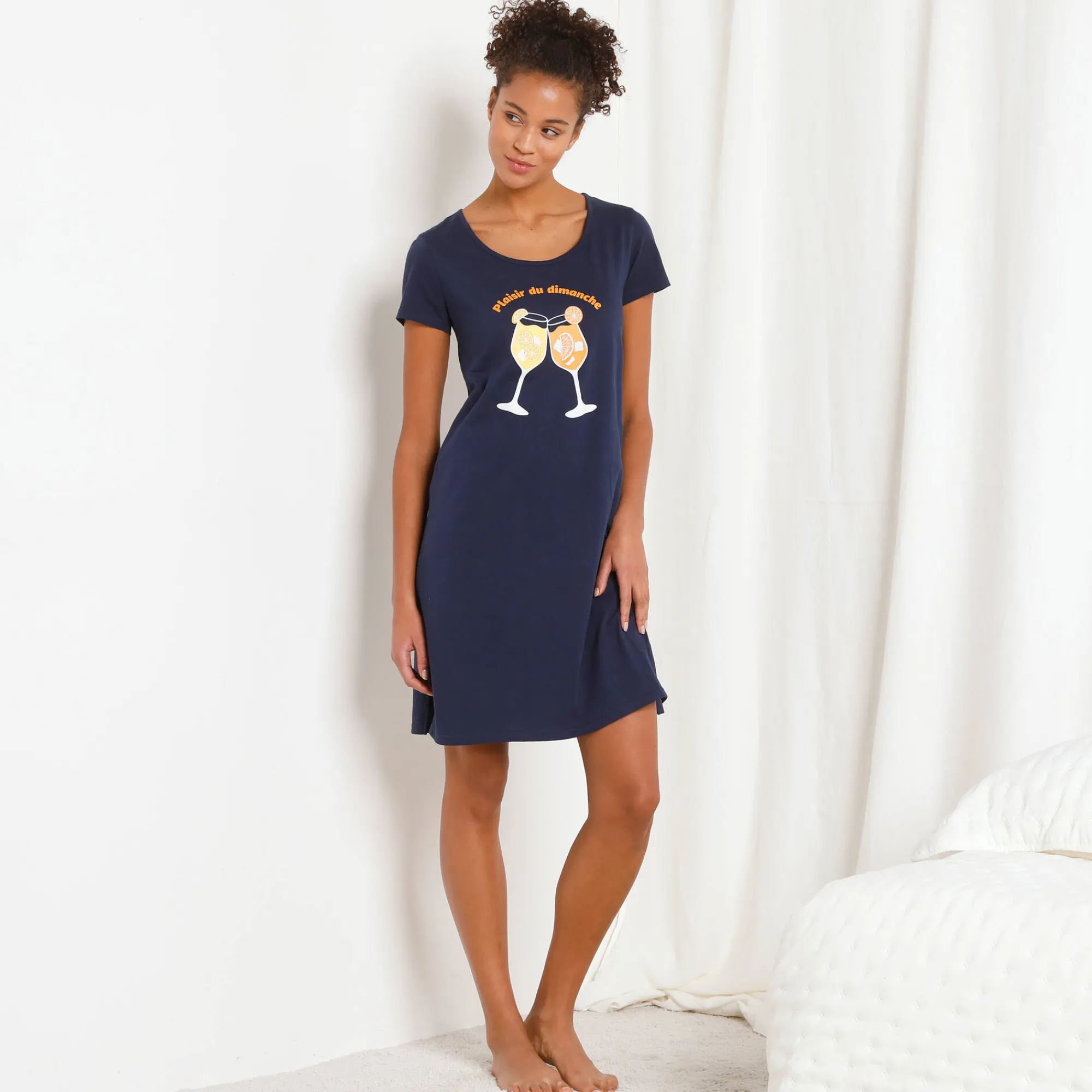 Nachthemd<Blancheporte Kort nachthemd met 'cocktail' print marine