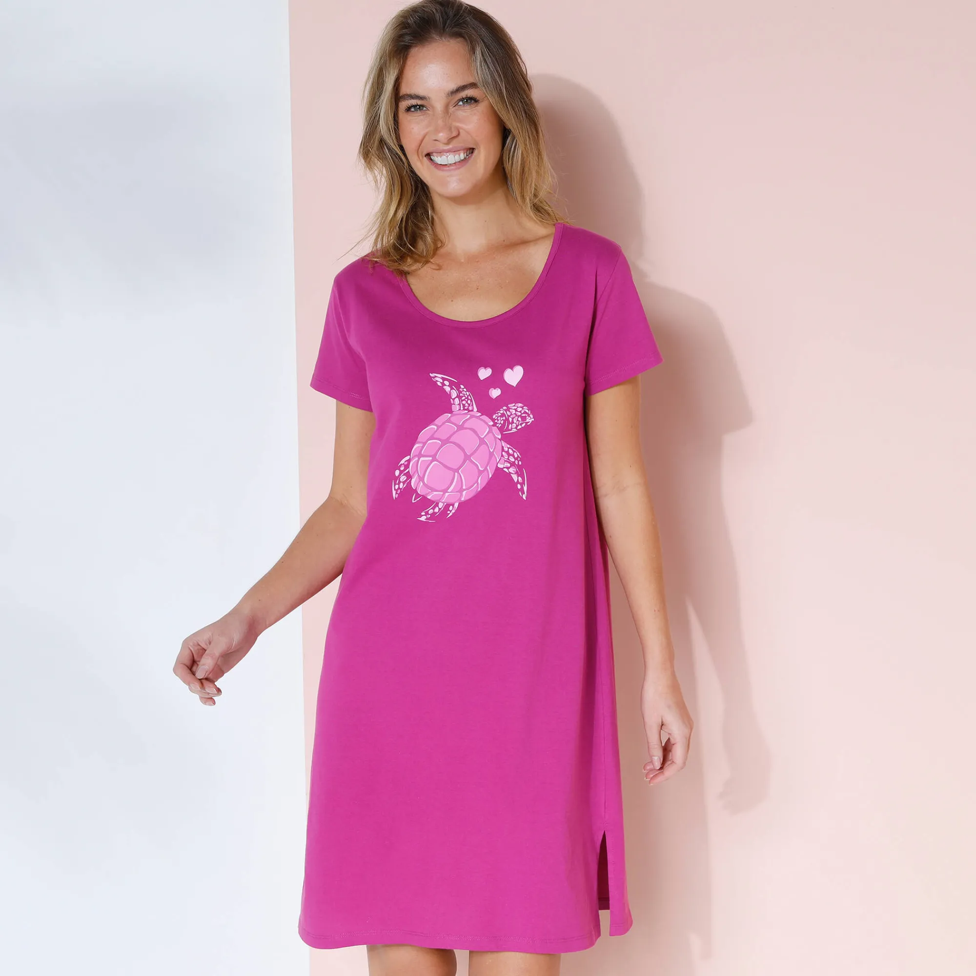 Nachthemd<Blancheporte Kort nachthemd met schildpadprint framboos