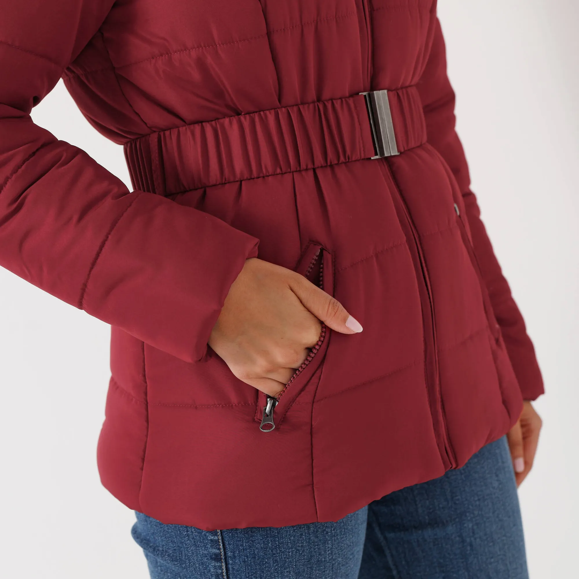 Parka En Donsjas<Colors&Co Korte gewatteerde jas met ceintuur donkerrood