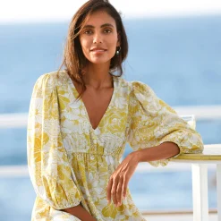 Jurk<Blancheporte Korte jurk met bloemenprint, viscose ecru / kerrie