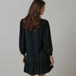 Feestoutfits Dames|Jurk<Lora Zellini Korte jurk met strook en striklintjes, crêpe zwart
