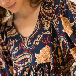 Jurk<Blancheporte Korte jurk met V-hals, 'boho' print marine / karamel