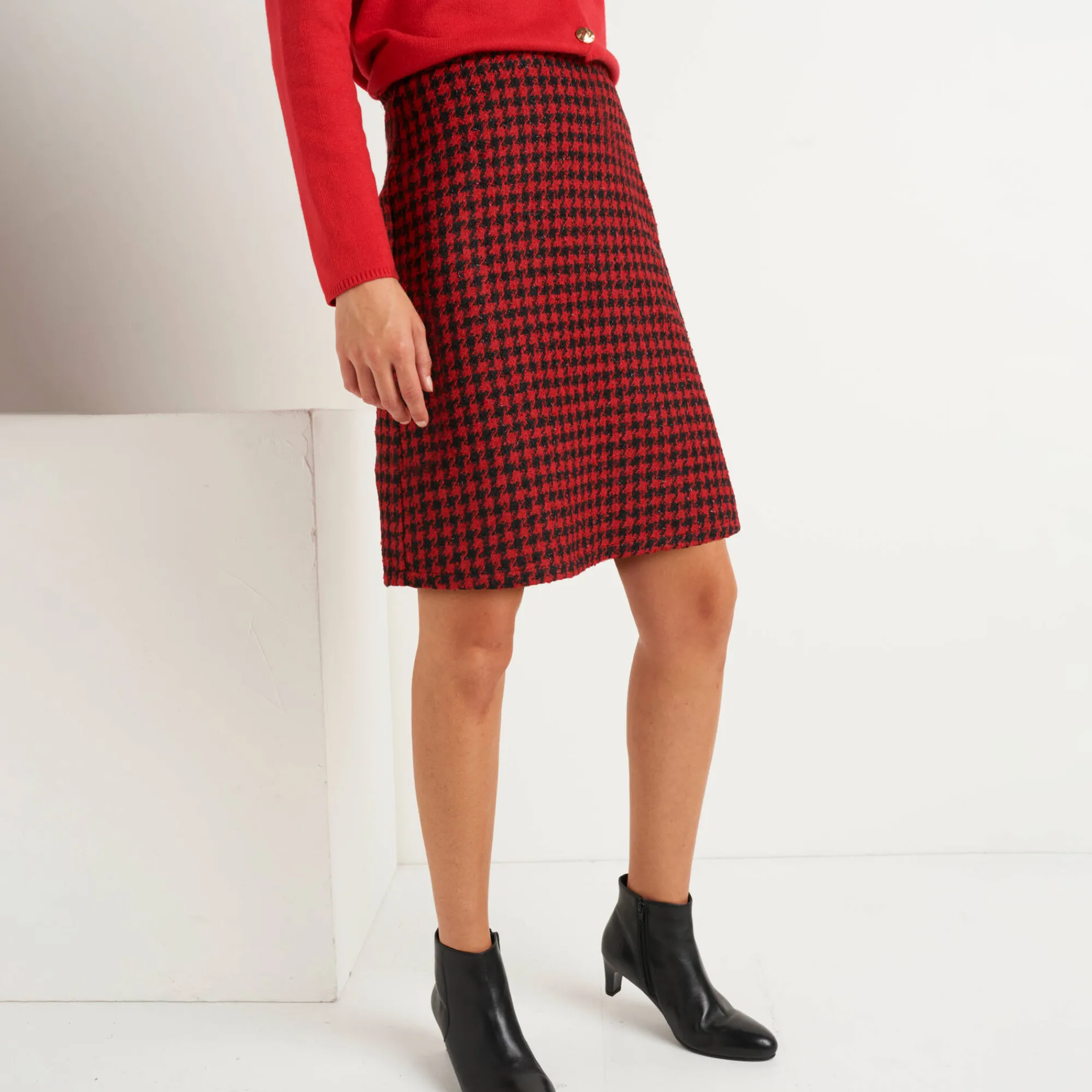 Rok<Blancheporte Korte rok met A-lijn in tweed, tweekleurige ruitjes zwart / rood