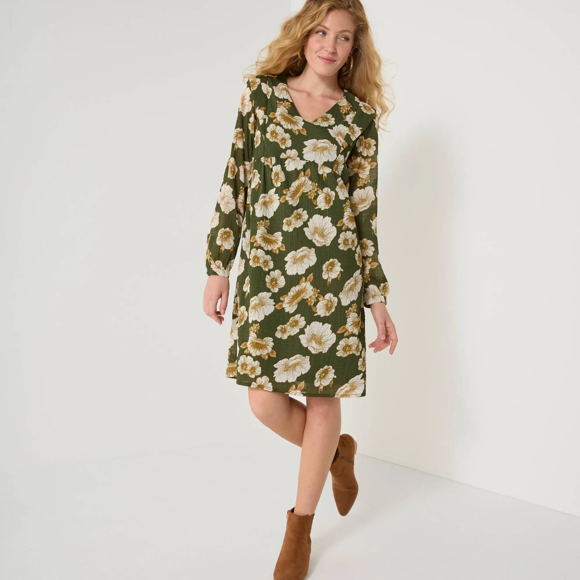 Jurk<Blancheporte Korte textuurjurk met bloemenprint kaki