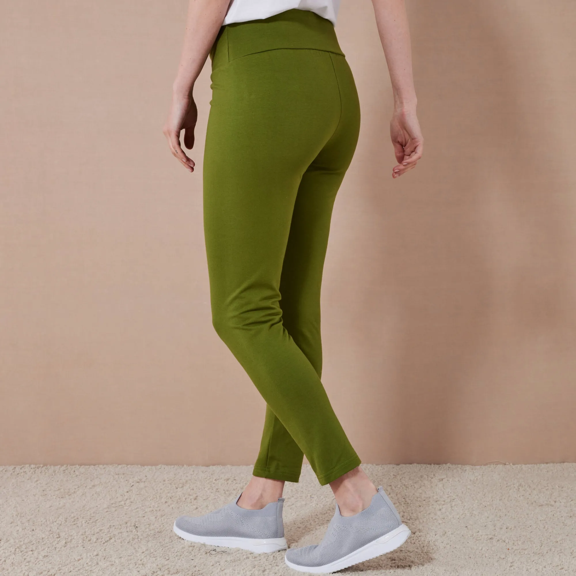 Legging<Blancheporte Koudewerende legging met hoge taille olijfgroen