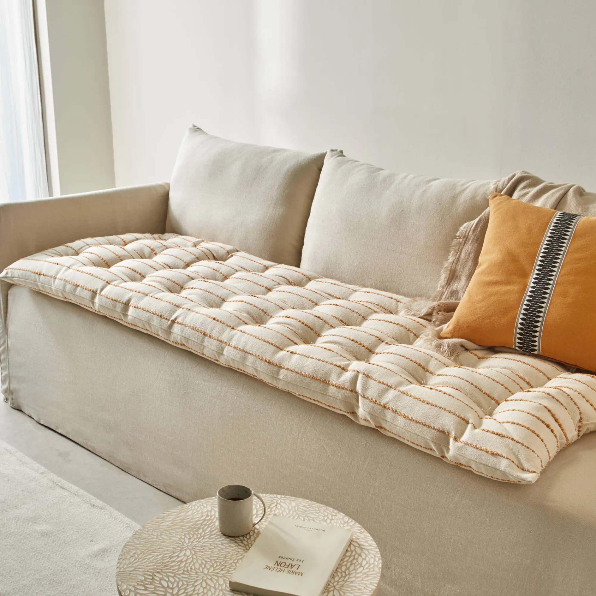 Vloerkussen<Blancheporte Lang, decoratief kussen in artisanaal weefsel naturel / honing