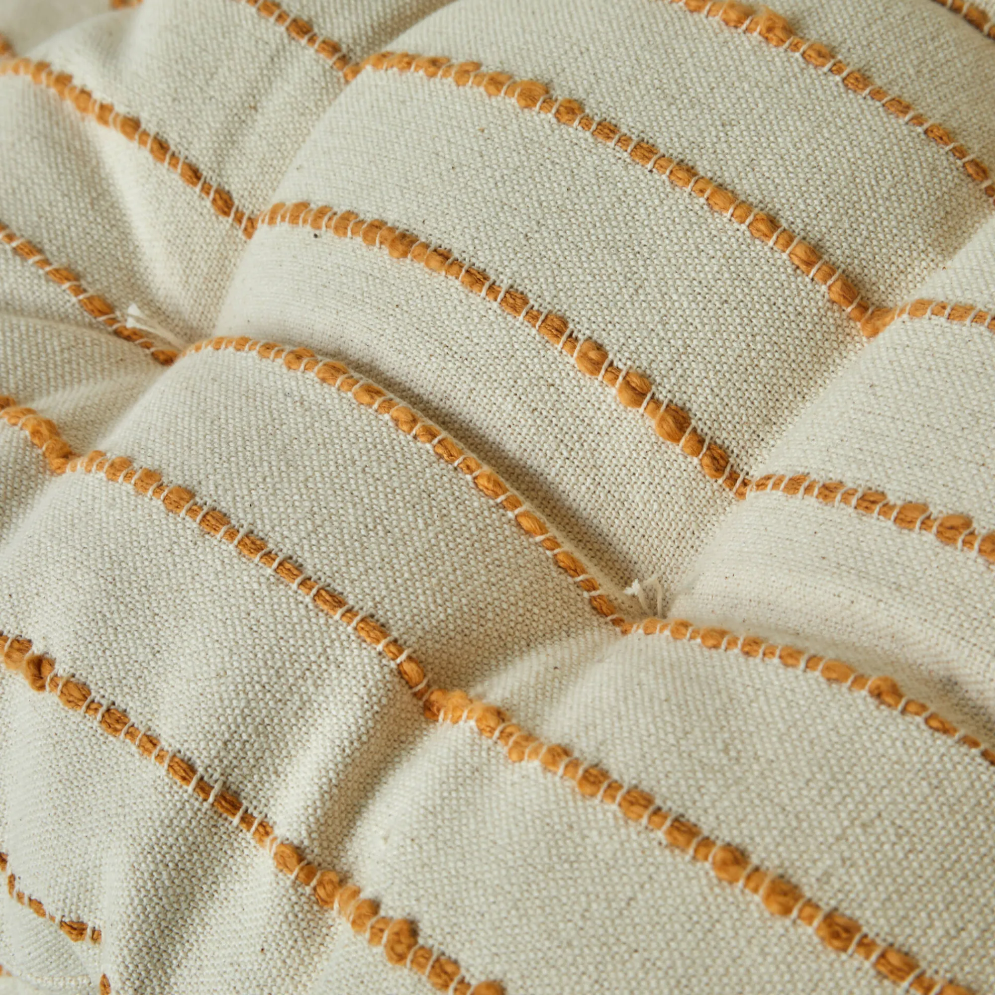 Vloerkussen<Blancheporte Lang, decoratief kussen in artisanaal weefsel naturel / honing