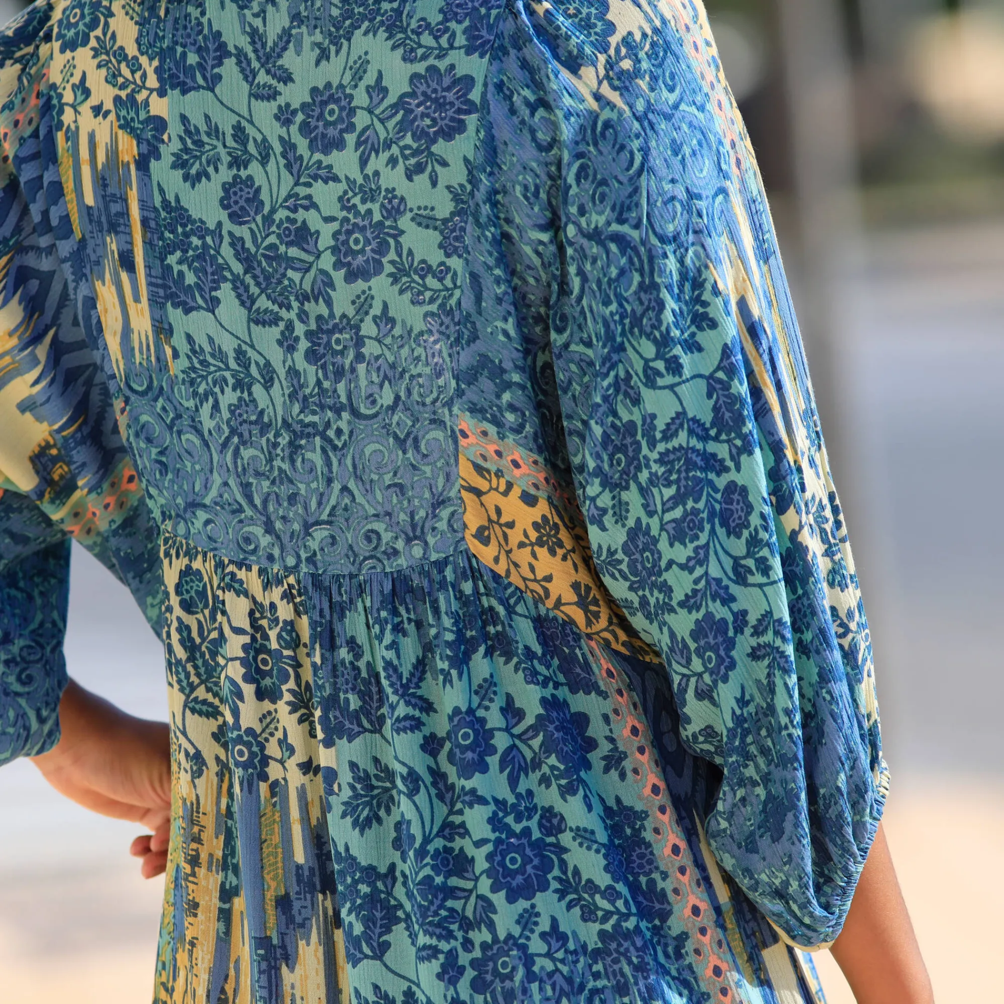 Jurk<Blancheporte Lange bedrukte jurk, crepon blauw / aqua