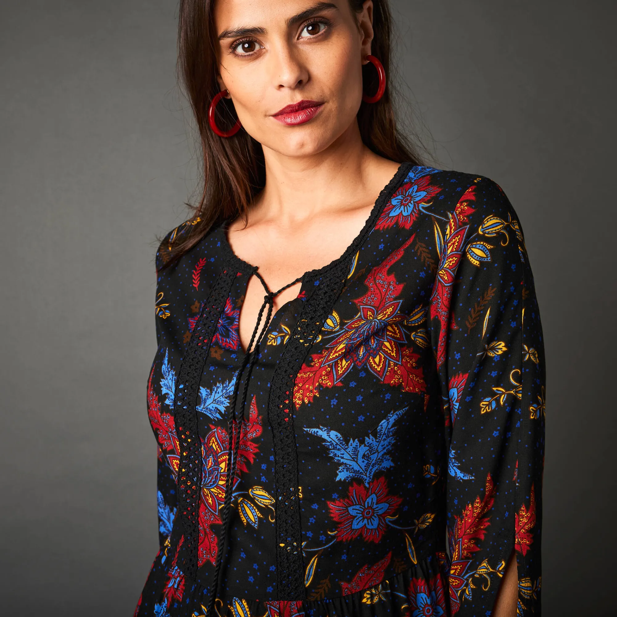 Jurk<Lora Zellini Lange, bedrukte jurk met 3/4-mouwen zwart / rood
