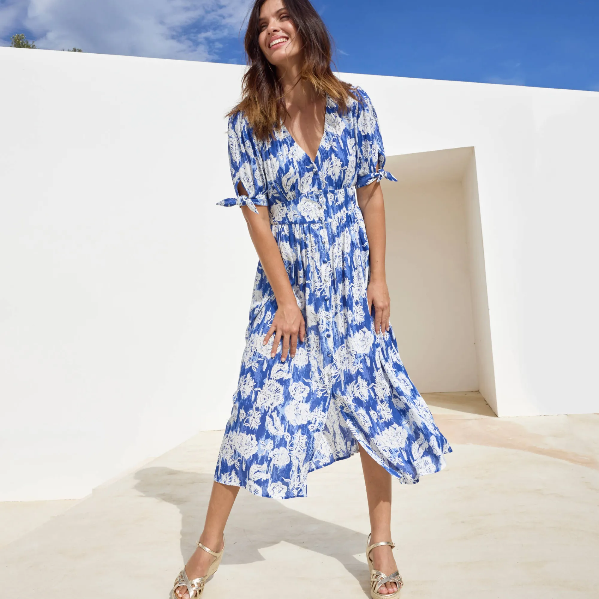 Jurk<Blancheporte Lange bedrukte jurk, uitlopend model blauw
