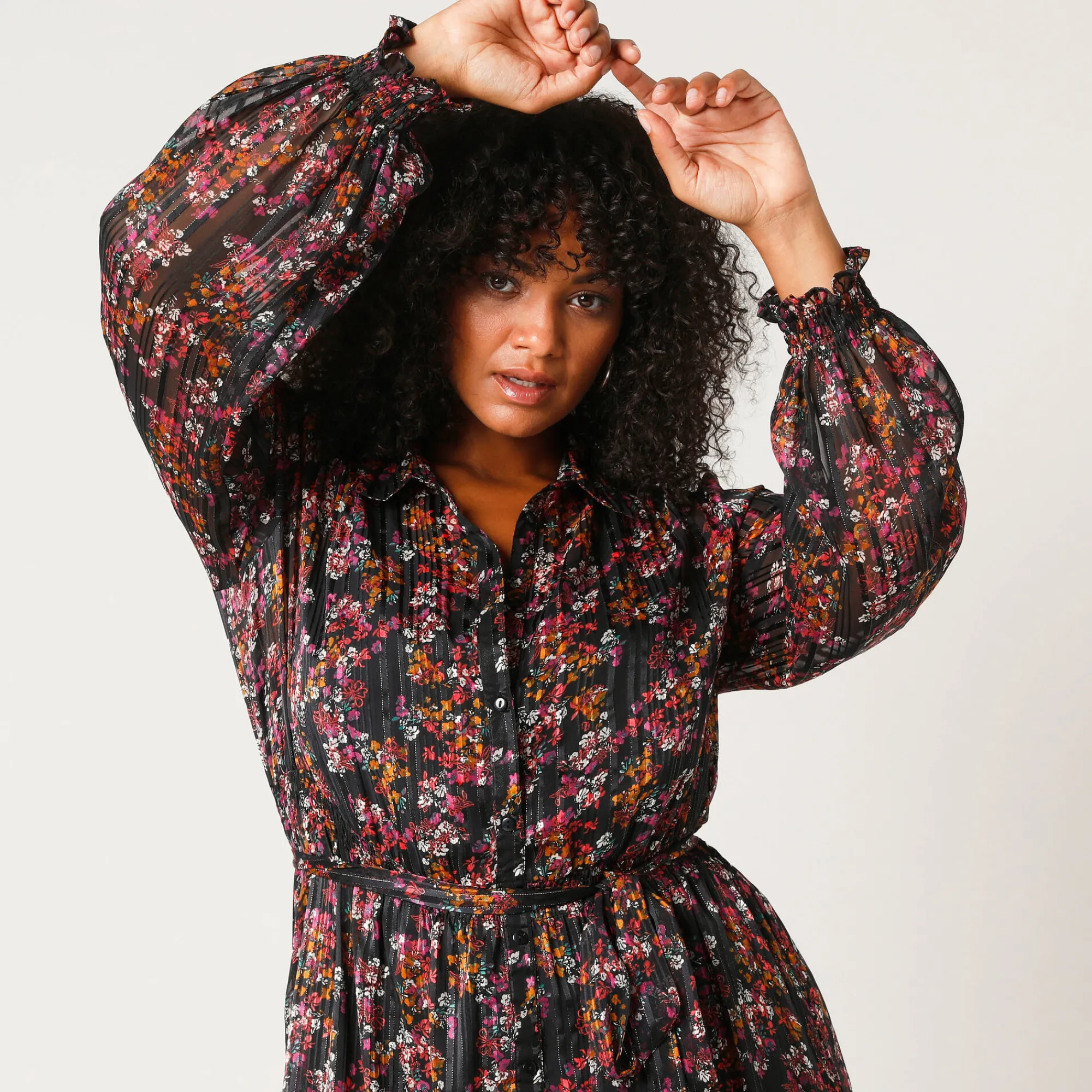 Feestoutfits Dames|Jurk<Blancheporte Lange hemdjurk in jacquardvoile met bloemenprint zwart / violine
