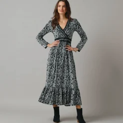 Jurk<Lora Zellini Lange jurk in wikkelstijl, bedrukt tricot zwart / ecru