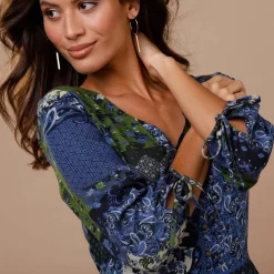 Jurk<Lora Zellini Lange jurk met patchworkprint en V-hals blauw / groen