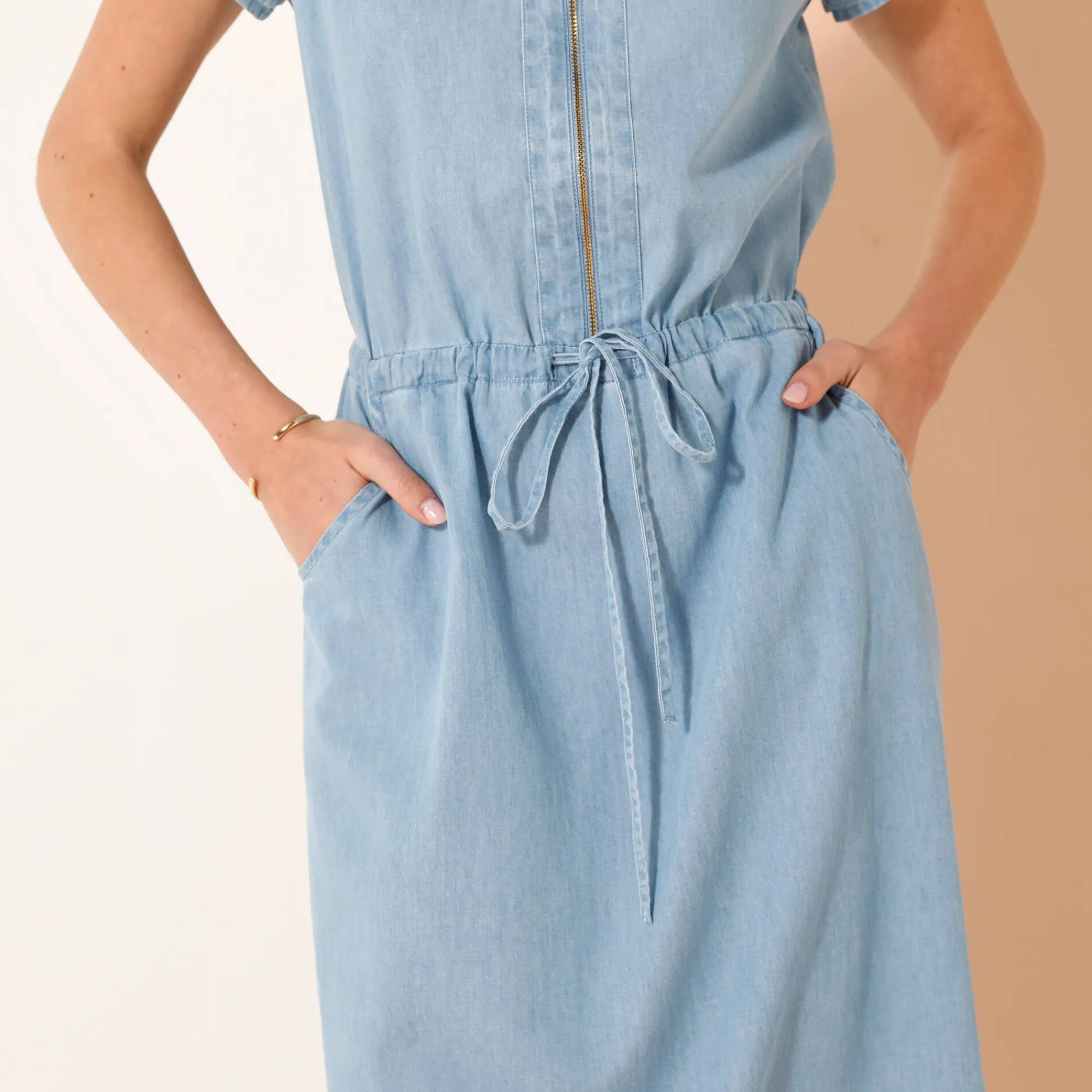 Jurk<Blancheporte Lange jurk met ritskraag, licht denim bleached