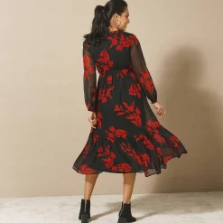 Jurk<Blancheporte Lange jurk met stroken, bedrukte voile zwart / rood