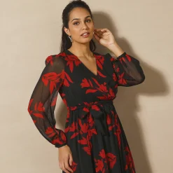 Jurk<Blancheporte Lange jurk met stroken, bedrukte voile zwart / rood