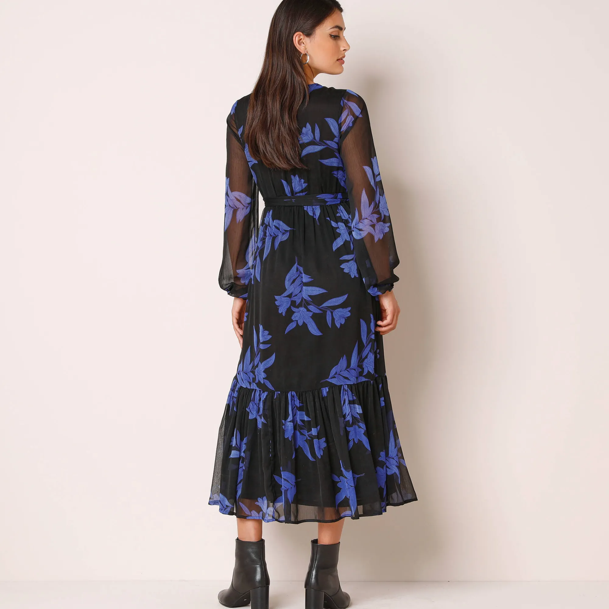 Jurk<Blancheporte Lange jurk met stroken, bedrukte voile zwart / blauw