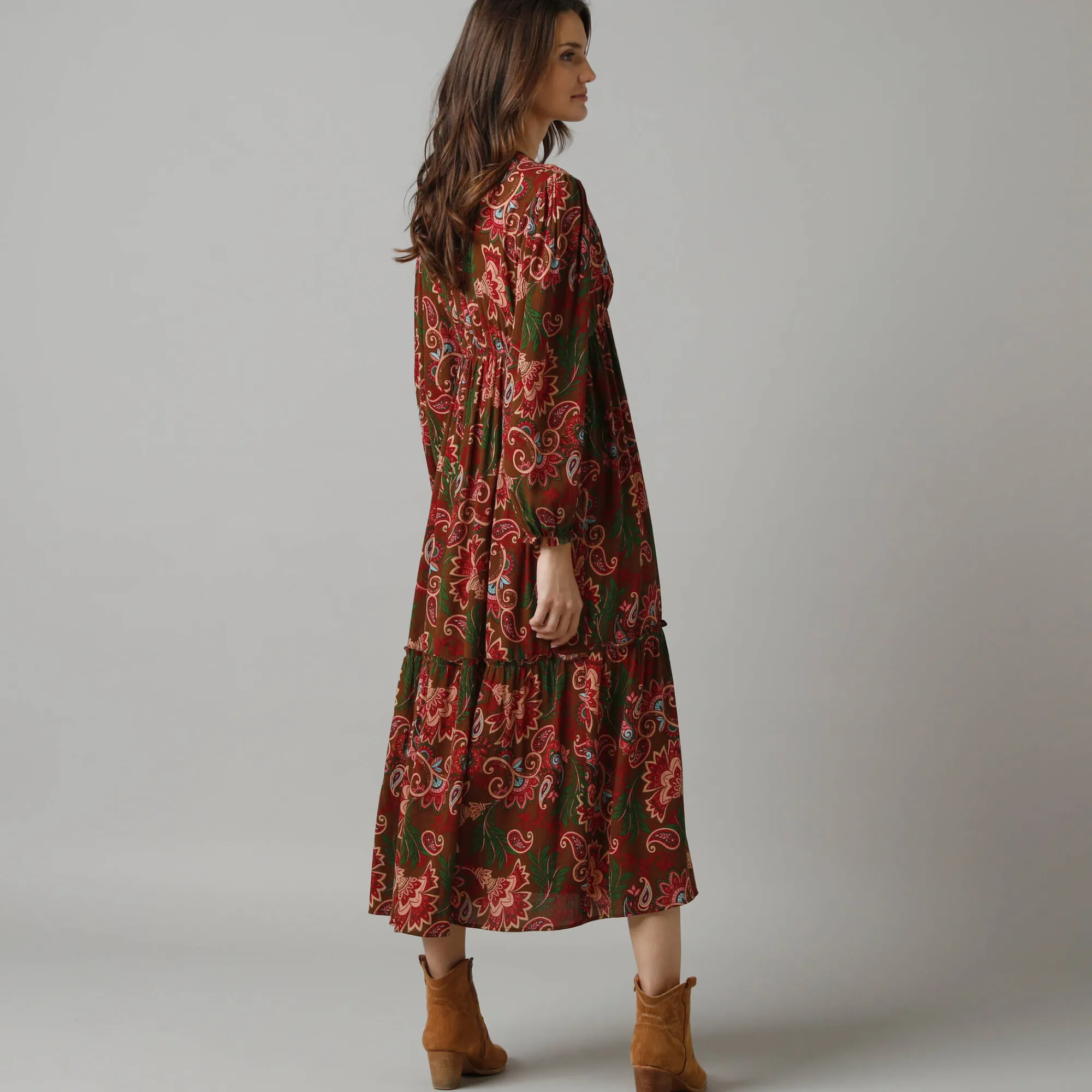 Feestoutfits Dames|Jurk<Lora Zellini Lange jurk met V-hals en bloezende mouwen, bedrukt crepon veelkleurig