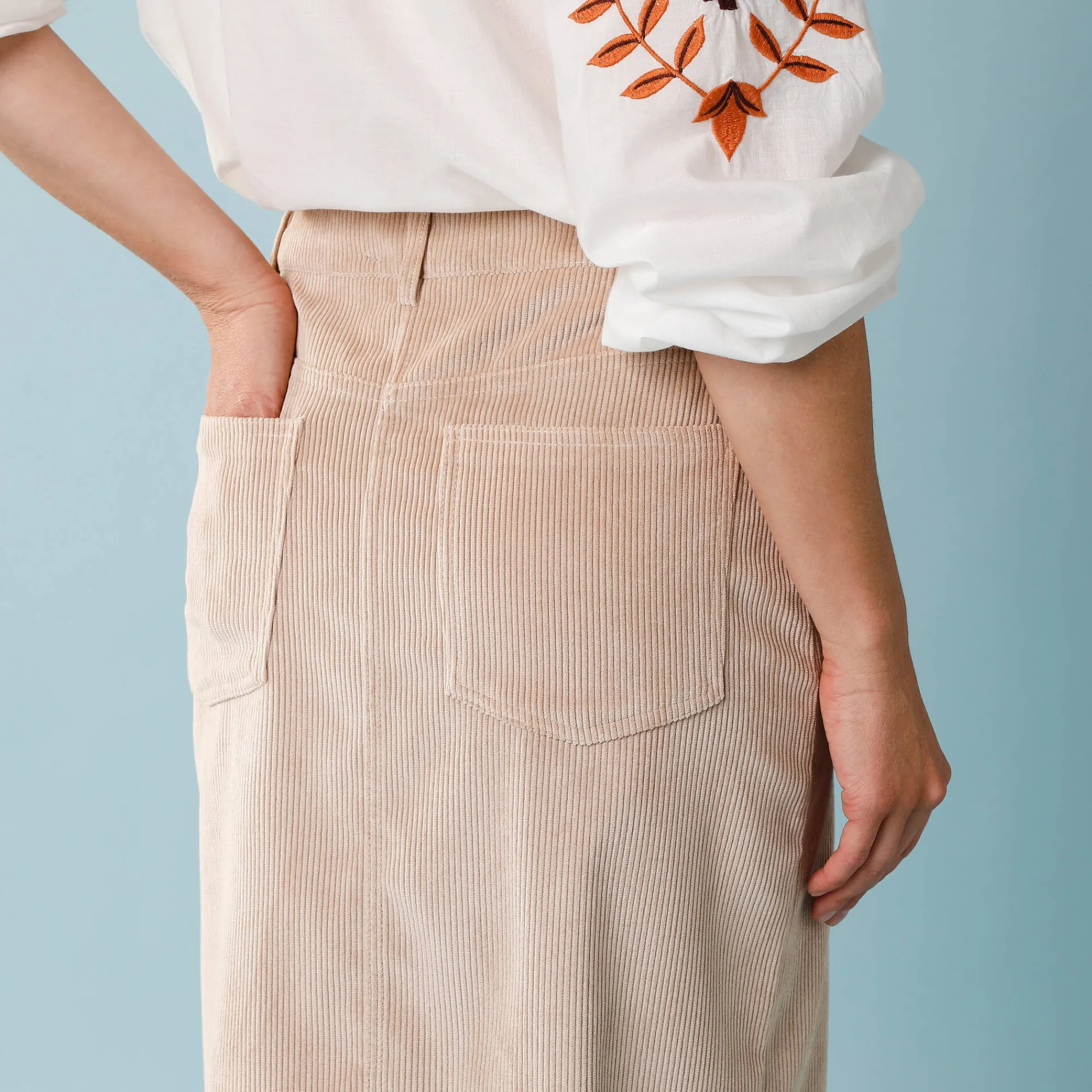 Rok<Blancheporte Lange rok in ribvelours, kleine lengtes zandkleur