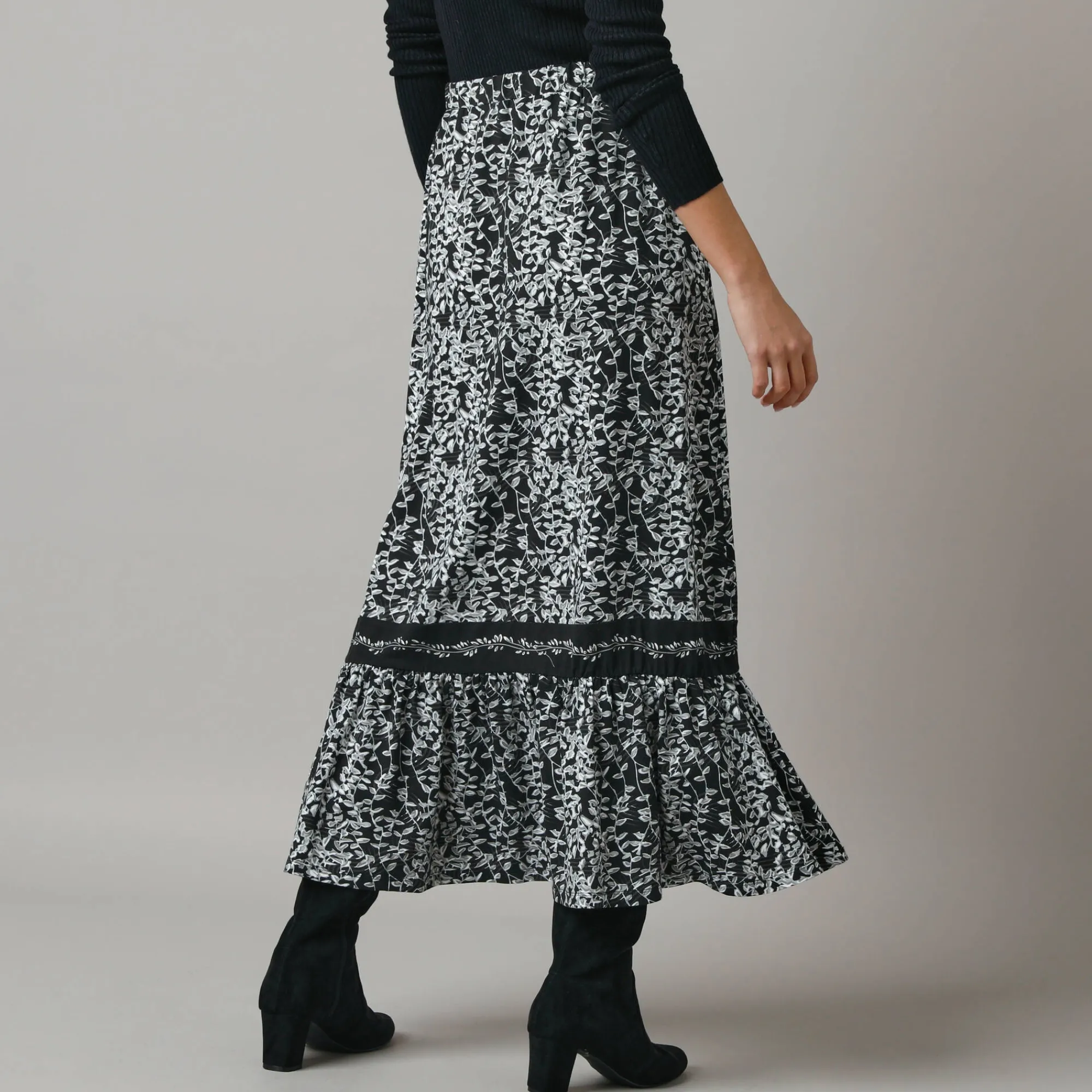 Feestoutfits Dames|Rok<Lora Zellini Lange rok met fronsrokvolume, jerseytricot zwart / ecru