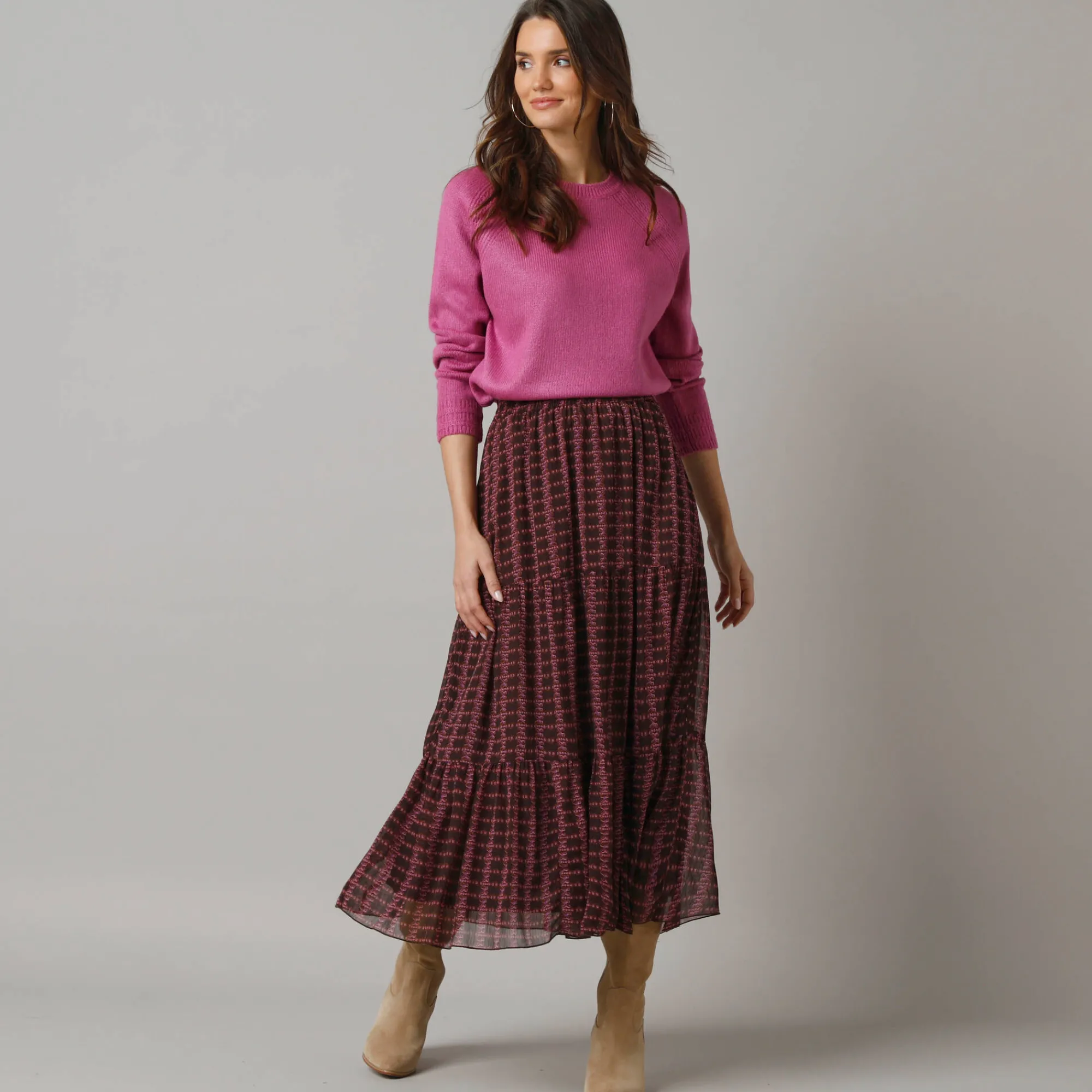 Rok<Lora Zellini Lange rok met fronsrokvolume, bedrukte voile chocolade / violine