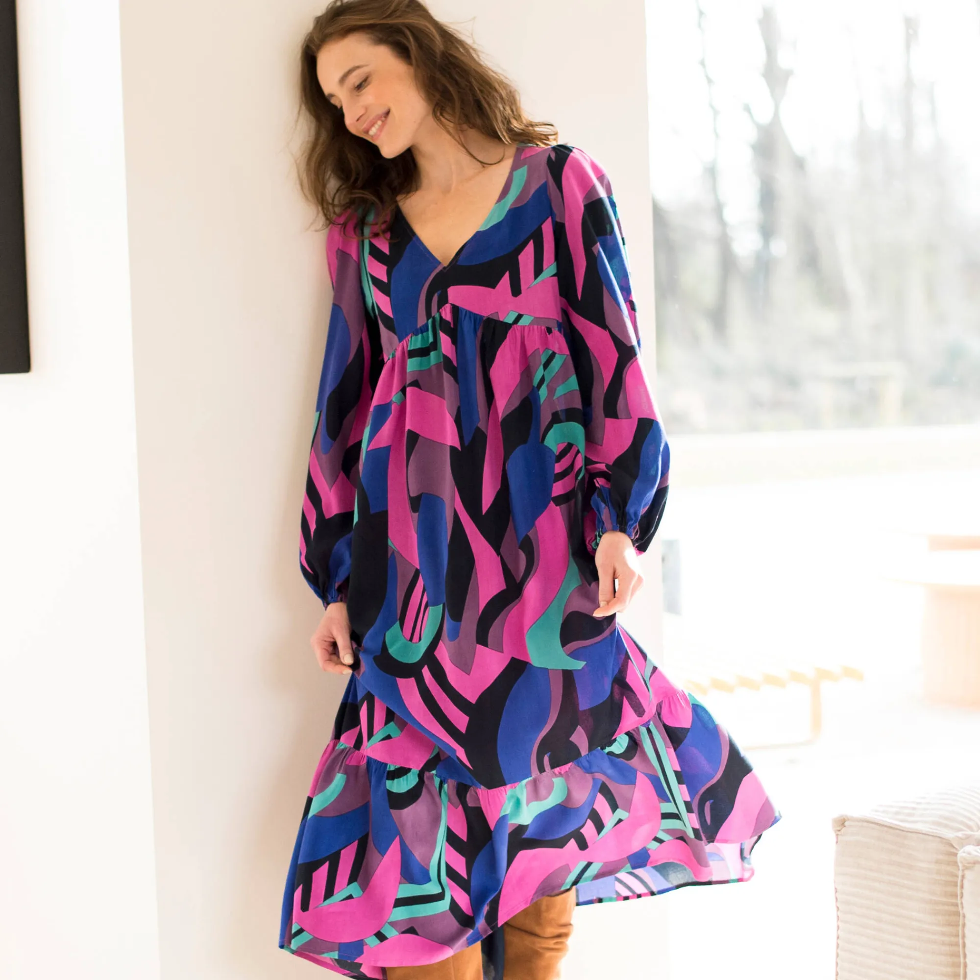 Jurk<Blancheporte Lange, soepele en bedrukte jurk met V-hals, viscose marine / violine