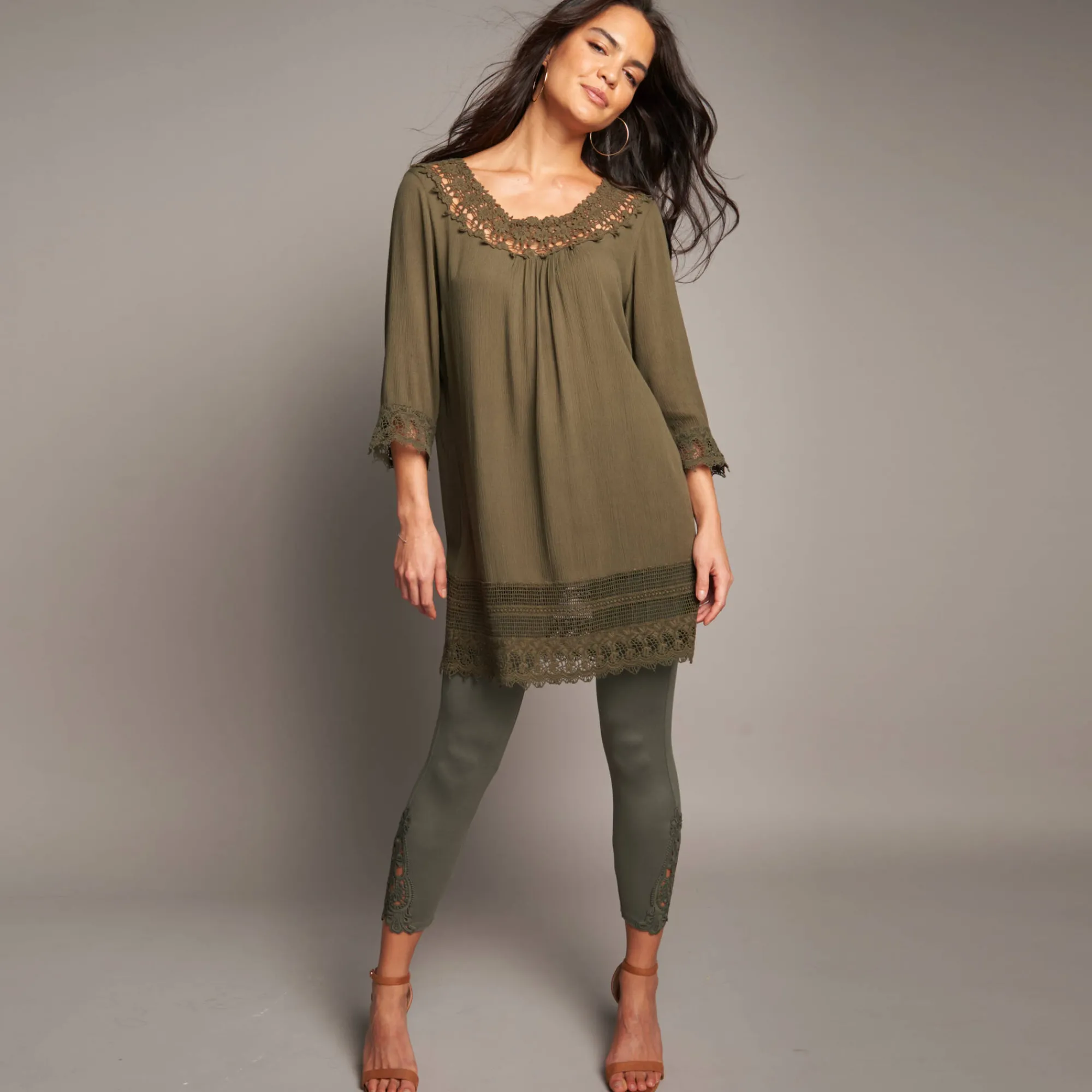 Bloes En Tuniek<Blancheporte Lange tuniek met macramé en 3/4-mouwen kaki