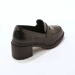 Derby's En Mocassins|Schoenen<Blancheporte Leren mocassins met hak, gekartelde zool zwart