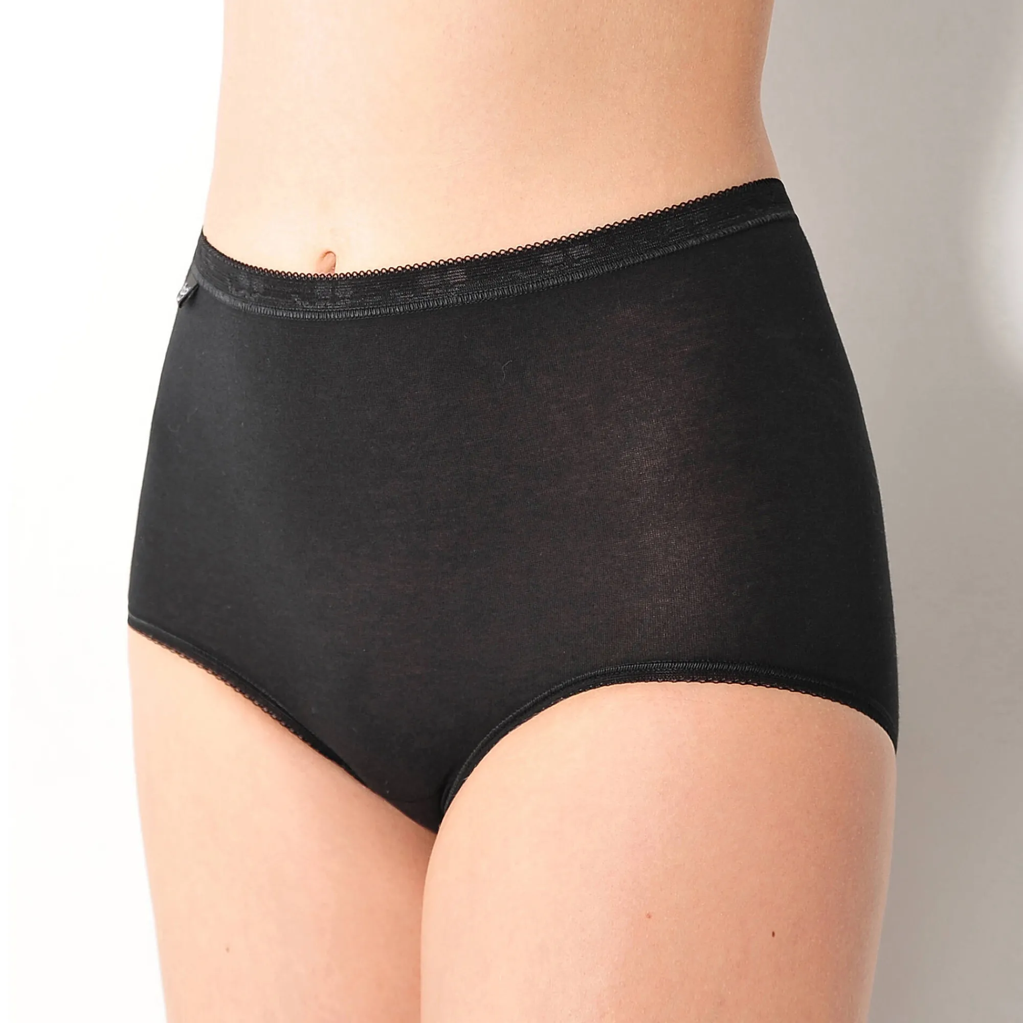 Slip En Shorty<Sloggi Maxislip Basic+ - 3+1 GRATIS (1) zwart