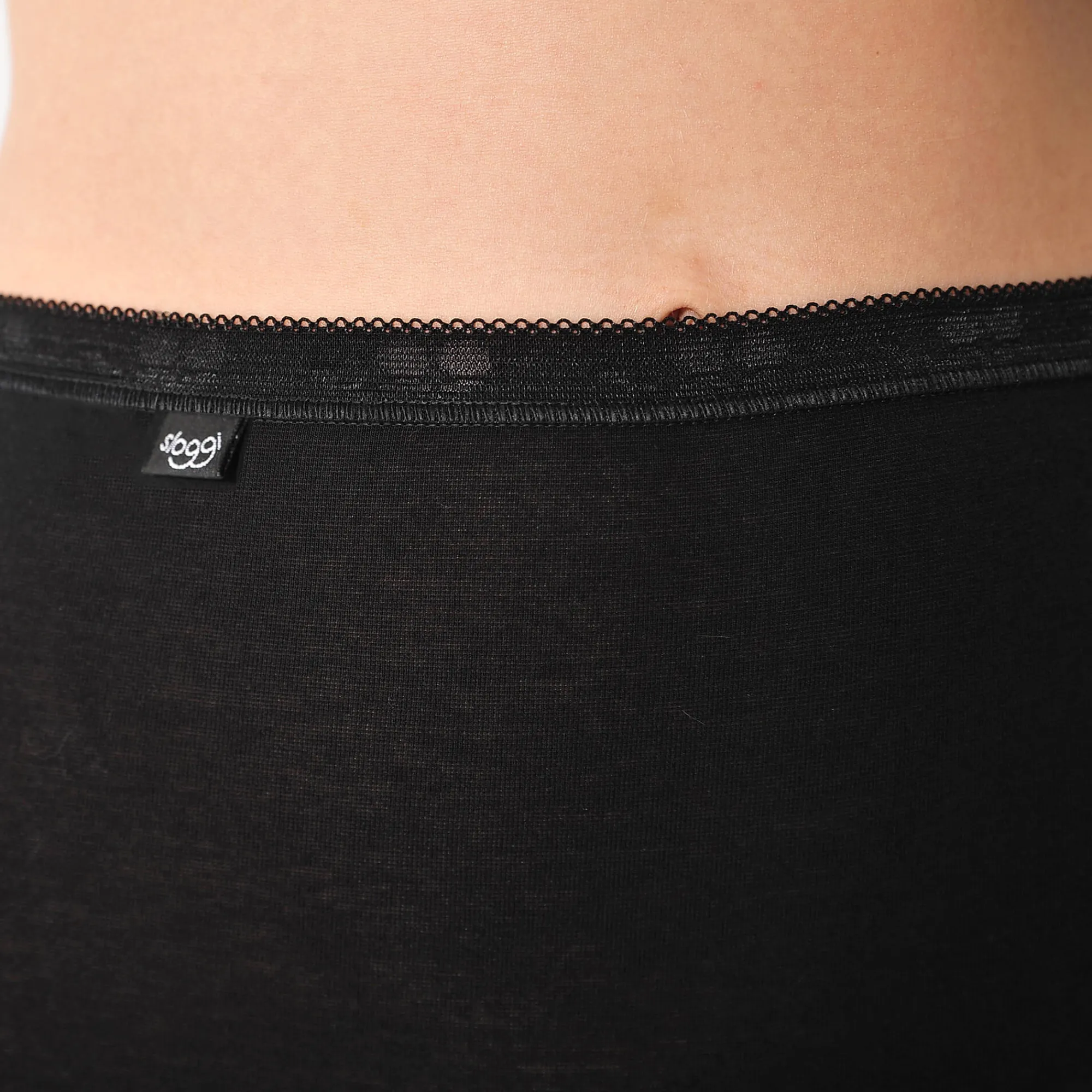 Slip En Shorty<Sloggi Maxislip Basic+ - 3+1 GRATIS (1) zwart