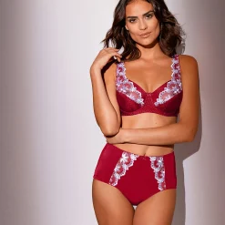 Feestelijke Lingerie|Beha<Confidence Lingerie Minimizerbeha Calenca - met beugels kersenrood