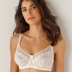 Beha<Confidence Lingerie Minimizerbeha in geborduurde tule Oliena - met beugels ivoorkleur
