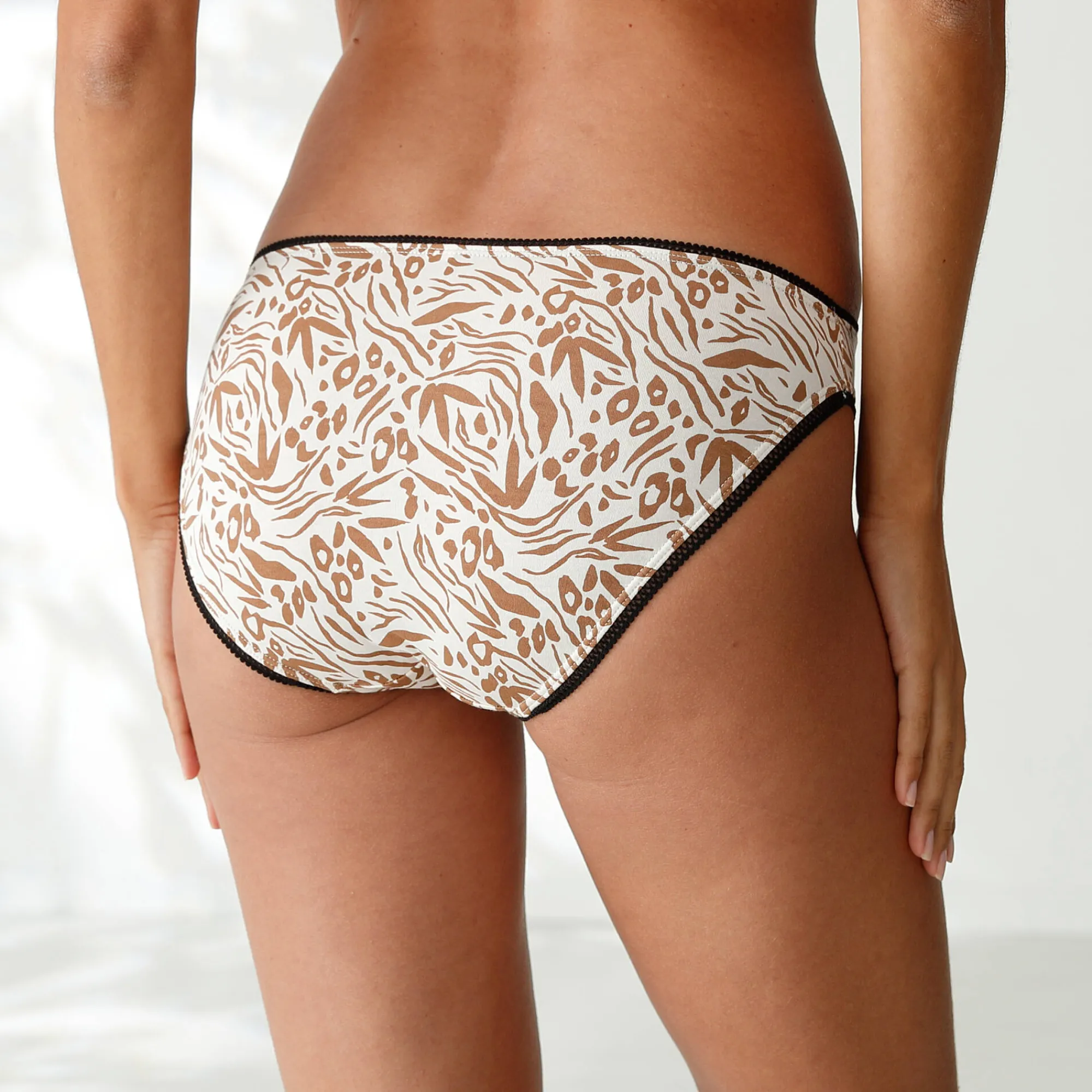 Slip En Shorty<Blancheporte Minislip in katoen met dierenhuidprint - set van 4 zwart / wit