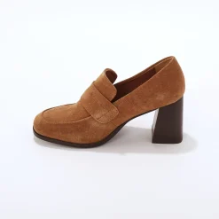 Derby's En Mocassins|Schoenen<Blancheporte Mocassins in splitleer, met hak karamel