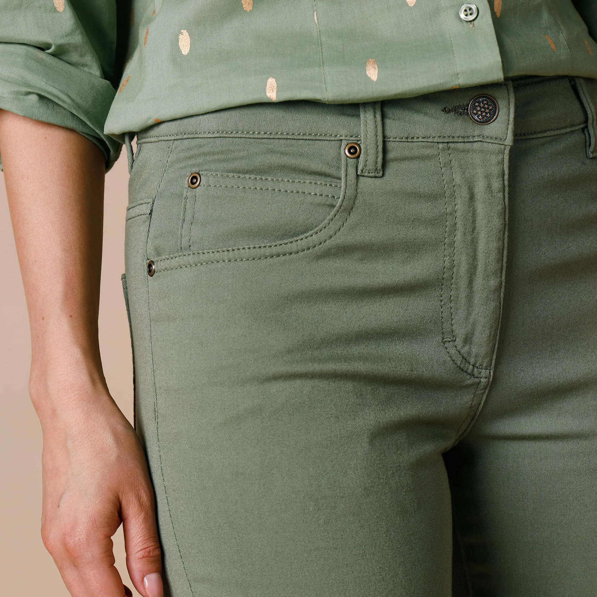 Broek<Blancheporte Modellerende broek met 5 zakken mosgroen
