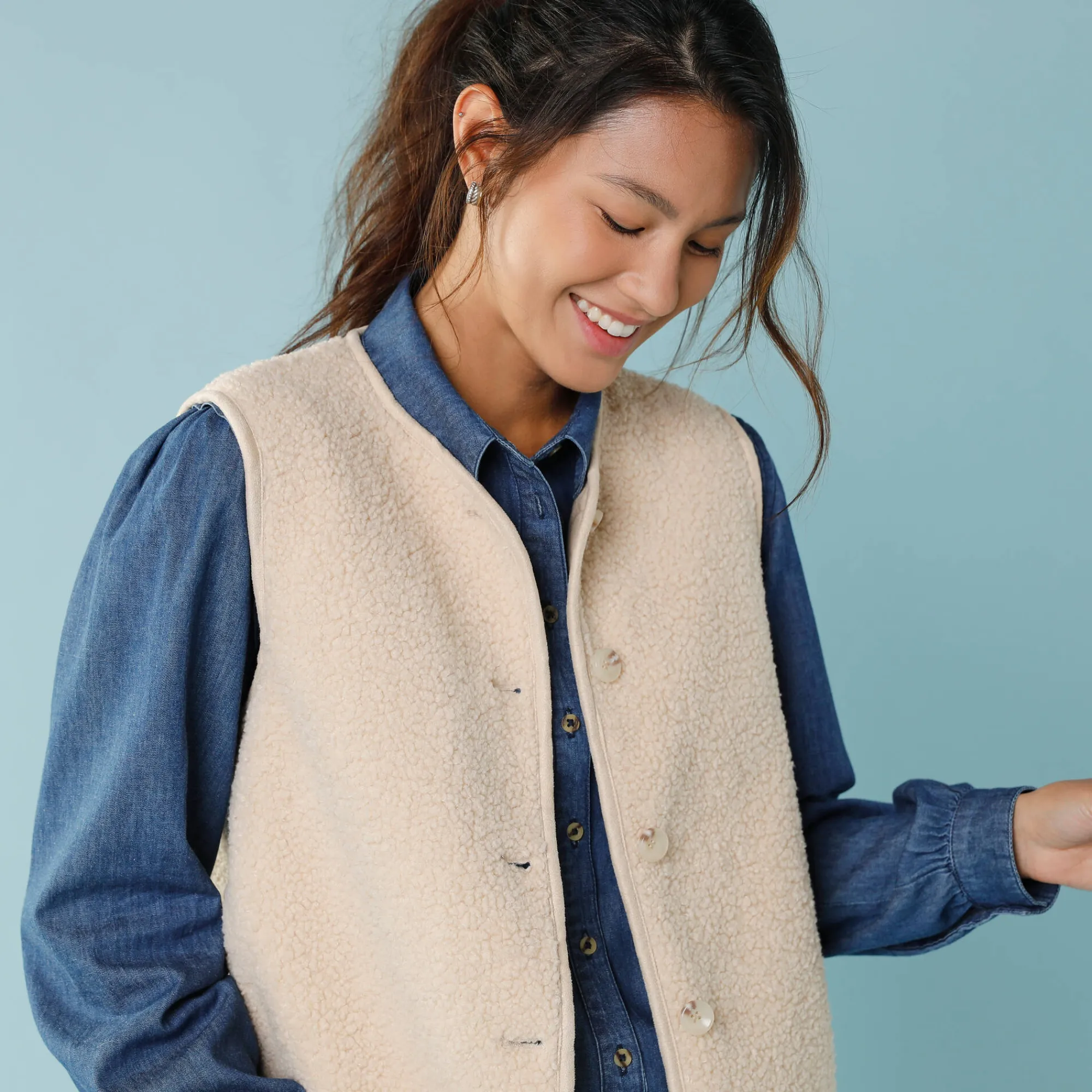 Jas En Mantel<Blancheporte Mouwloos jasje in lusjestricot, voor kleine lengtes grijsbeige