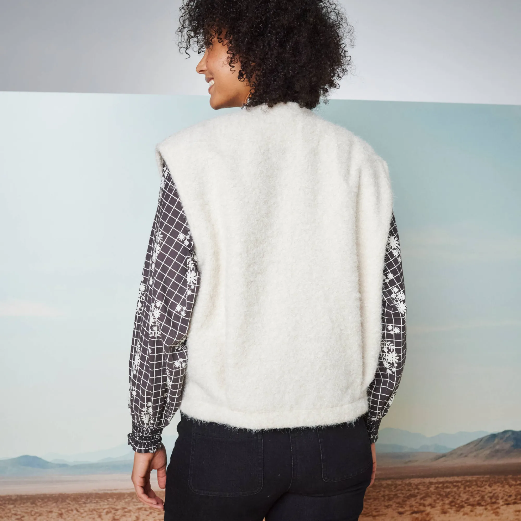 Jas En Mantel<Blancheporte Mouwloos jasje, lusjestricot ecru